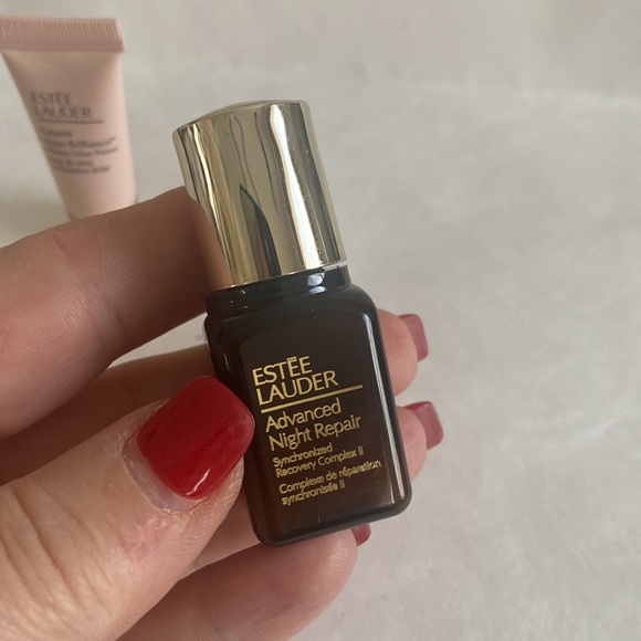 ESTEE LAUDER Aqua Brilliance Primer & Advanced Night Repair Travel Purse Sizes - Picture 4 of 7